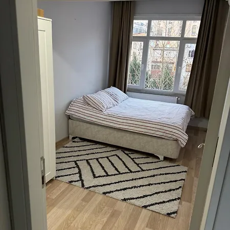 Bosphorus View And Cozy House! דירה איסטמבול