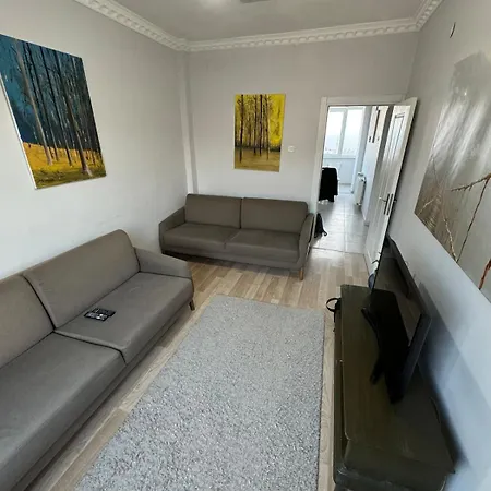 Bosphorus View And Cozy House! דירה איסטמבול